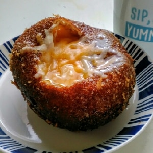 簡単アレンジ☆キャベツとチーズのこんがりカレーパン